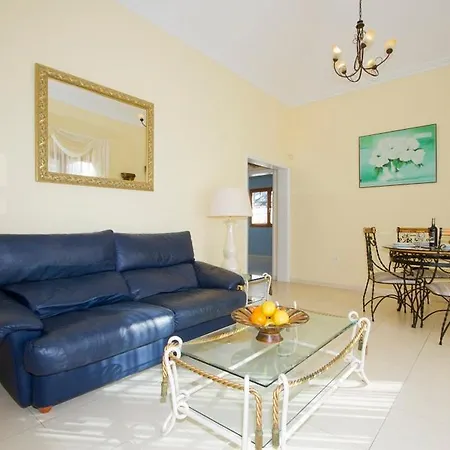 Puerto Del Carmen Sleeps 7 With Pool&wifi Puerto del Carmen (Lanzarote)